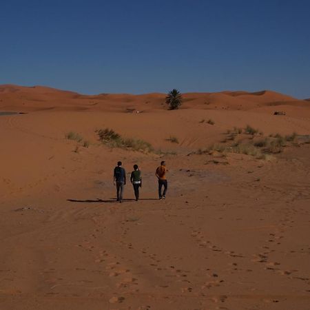 Отель Bivouac Camel Trips Мерзуга Экстерьер фото