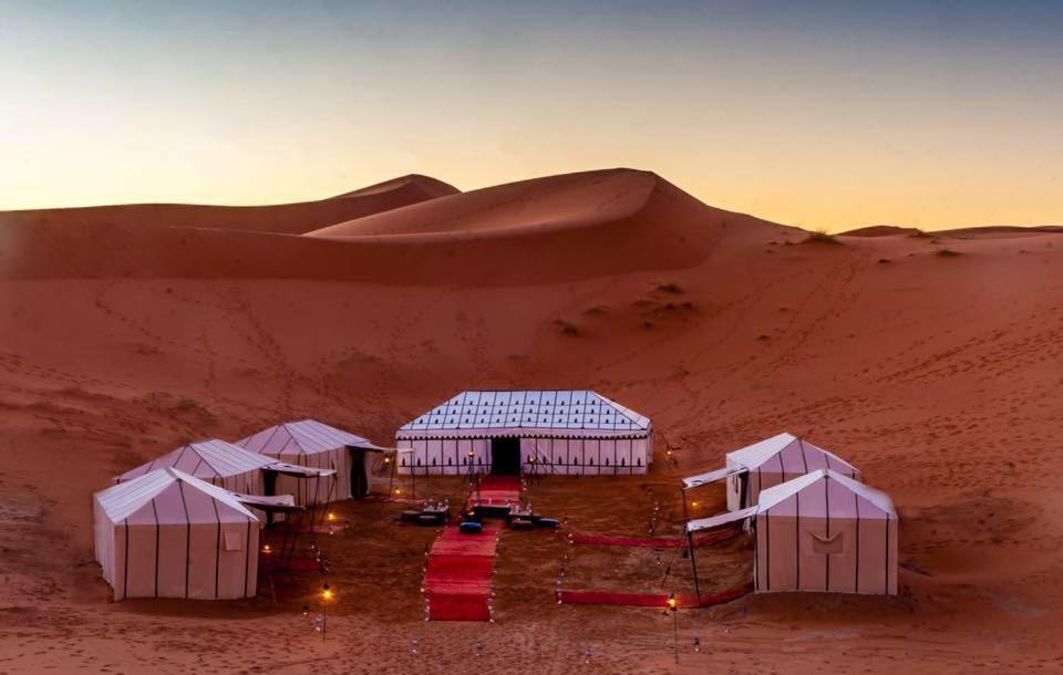 Отель Bivouac Camel Trips Мерзуга Экстерьер фото