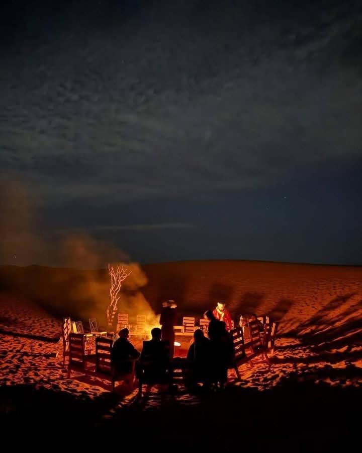 Отель Bivouac Camel Trips Мерзуга Экстерьер фото