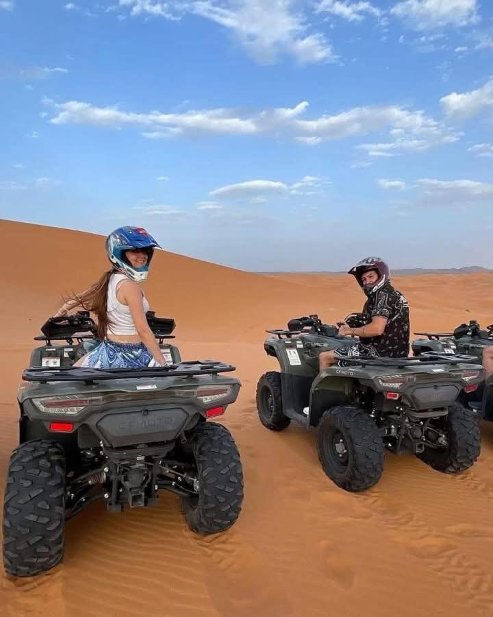 Отель Bivouac Camel Trips Мерзуга Экстерьер фото