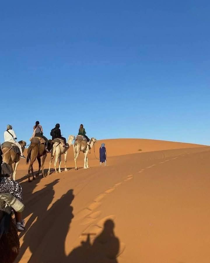 Отель Bivouac Camel Trips Мерзуга Экстерьер фото